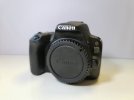 Canon EOS 200D_3.jpg