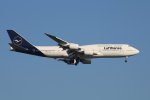 Lufthansa B747-8, FRA 24.03.2022.jpg