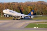 Lufthansa, B747-8, MUC 25.10.2022.jpg