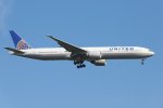 United Airlines, B777-300, FRA 18.05.2023.jpg