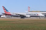 American Airlines, B777-200, MUC 06.04.2025.jpg