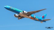 B777-39PER B-2002 (1).jpg
