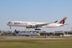 Qatar Airways, A350-1000, MUC 05-2020.jpg