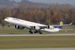 Lufthansa A340-600 4.jpg