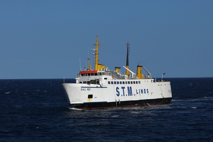 21101941-3252.jpg