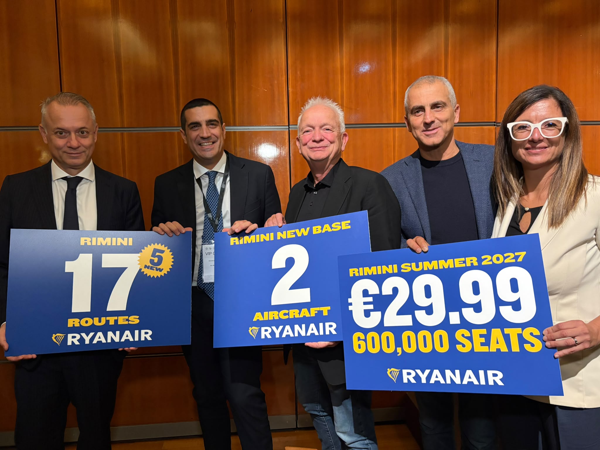 corporate.ryanair.com
