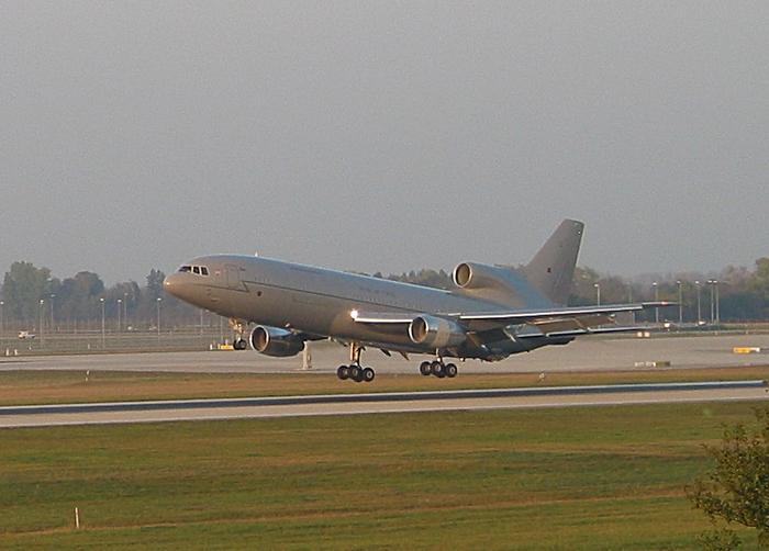 2435111.jpg