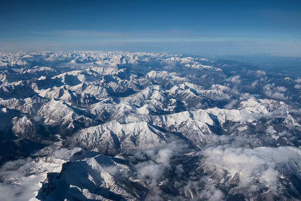 32731659876_968d65047f_b.jpg