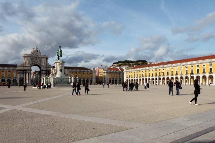 21101906-2221.jpg