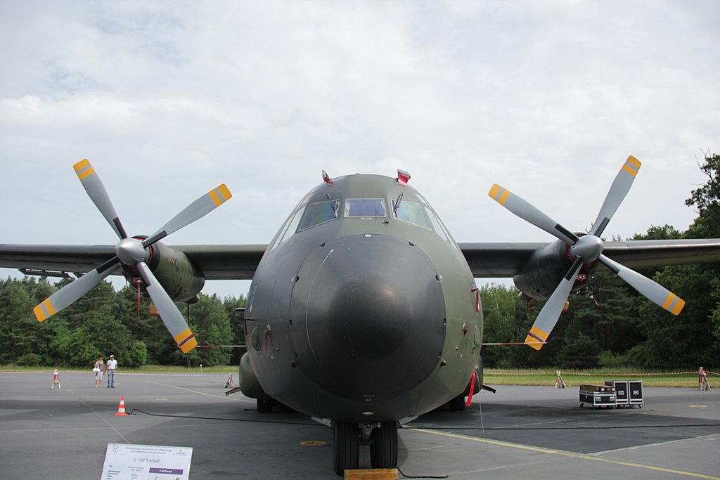 22262595vq.jpg